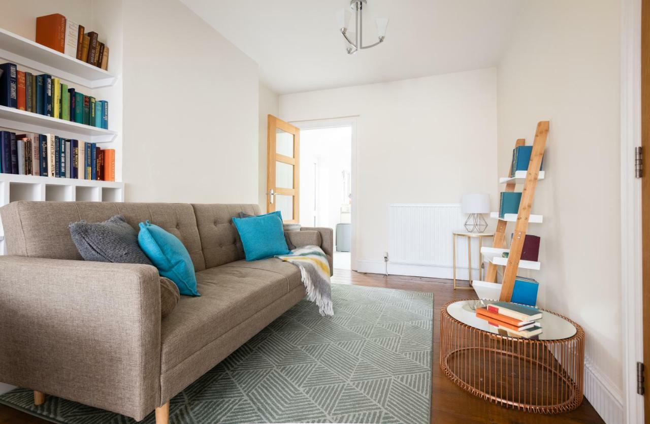 אוקספורד The Canary Way - Contemporary 4Bdr Home With Parking מראה חיצוני תמונה